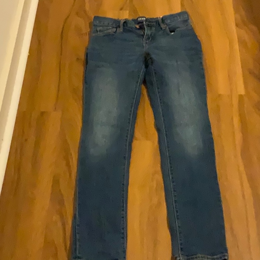 Old Navy adjusting jeans with elastic